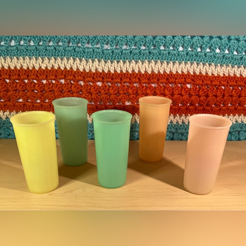 Tupperware Kids Tumbler Cups